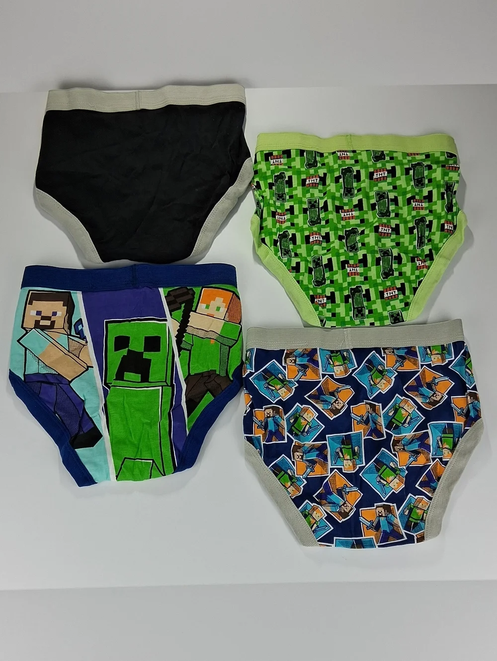 Boys Minecraft Briefs Size 8, 4 Pairs, NWOT
